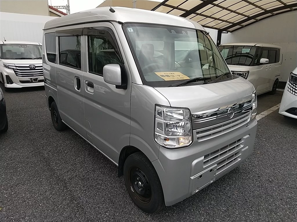 Nissan NV100 Clipper DR17V 2022